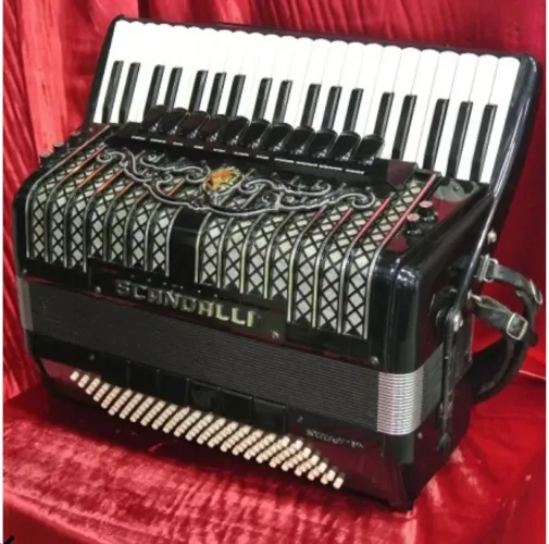 Acordeon Scandalli Super 6