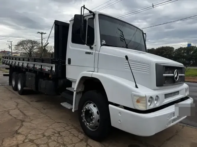 MERCEDES BENZ 1620