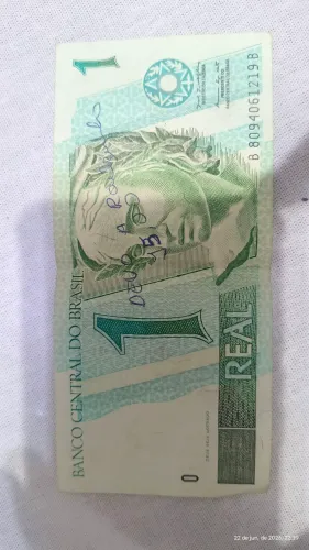 Cédula de R$1,00 bem brasileira