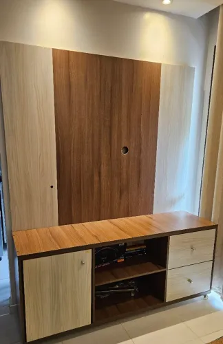 Painel com rack para sala