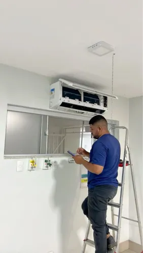 Instalação Completa de ar condicionado ( maior garantia e rapidez do df - 24h)