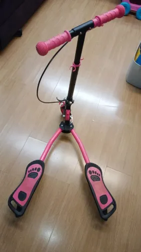 Patinete Abre-Fecha dobrável