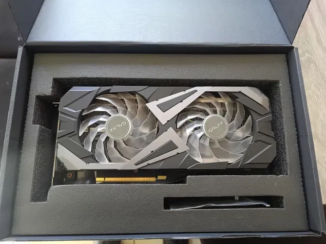 Rtx 3060 TI  + forte que 4060 (Aceito placa inferior + volta) aceito cartão