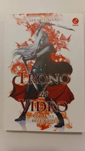 Vendo livro Trono de Vidro Coroa da meia noite