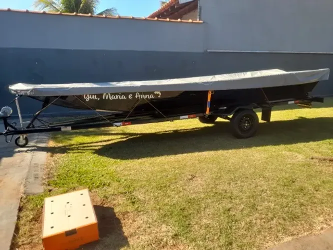 Barco Canoa Carretinha Motor Mercuri 30 HP partida elétrica