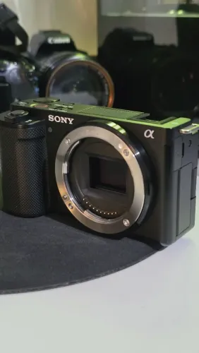 Sony ZV-E10