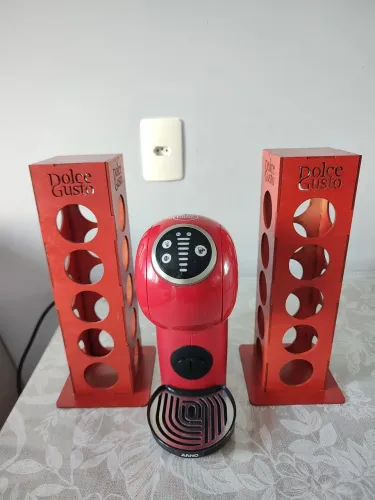 Cafeteira Nescafé Dolce Gusto Genio S Plus Vermelha 220v