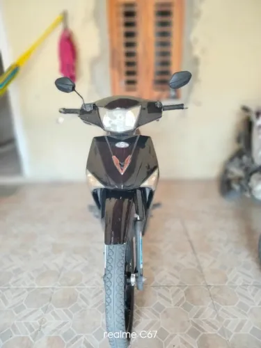 Vendo ou troco traxx 50