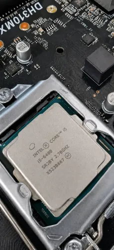 Intel Core i5-6400 (VIDEO INTEGRADO)