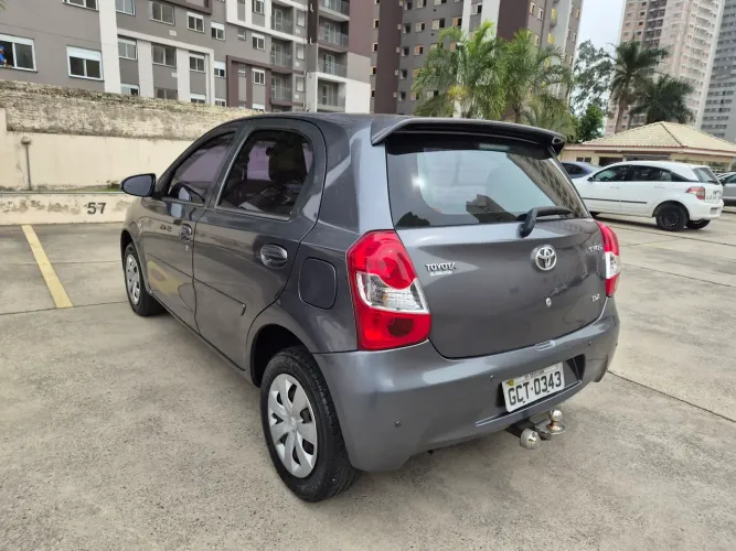 Toyota Etios X 1.3 Flex 16V 5P Mec. 2016