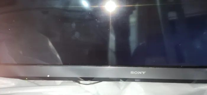 Tv Sony bravia kDL 52EX706/1 com defeito para retirada de peças ou manutenção. 