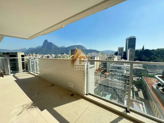 Cobertura Duplex com 4 quartos, sendo 3 suítes e 3 vagas de garagem no JARDIM BOTAFOGO - H