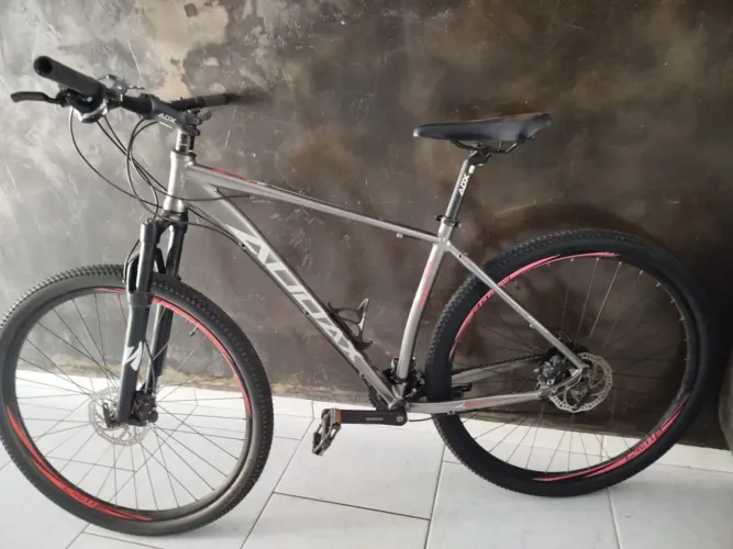 Vende se bicicleta