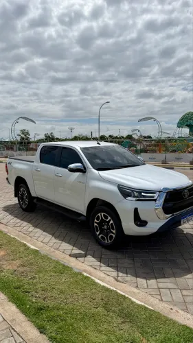 Toyota Hilux CD SRX 4X4 2.8 TDI 16V Diesel Aut. 2024