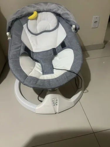 Cadeira De Descanso Balanço Elétrica Para Bebê Com Bluetooth Controle Remoto E Mosquiteiro