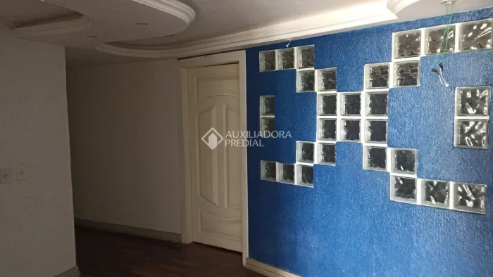 Escritório à venda no bairro Floresta com área útil de 236 m² disponível para compra.