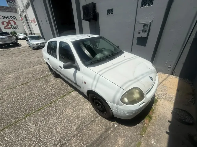 Renault Clio Rn/alize/expr./1.0 Hi-power 16V 5P 2002