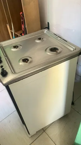 Vendo fogão