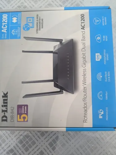 Roteador Wireless Gigabit Dual Band AC1200 D-Link DIR-842