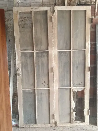 Porta madeira e vidro