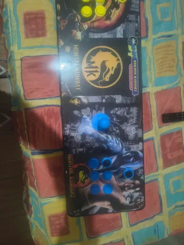 Vende se fliperama portátil