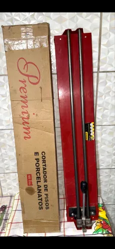 Cortador de cerâmica