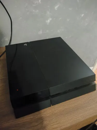 PlayStation 4 - 500GB