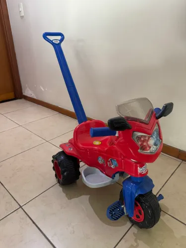 Velocipe/Triciclo Magic Toys