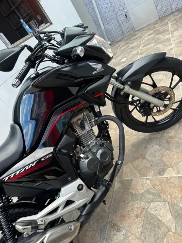 CG TITAN 160 2024 - MOTO DE GARAGEM