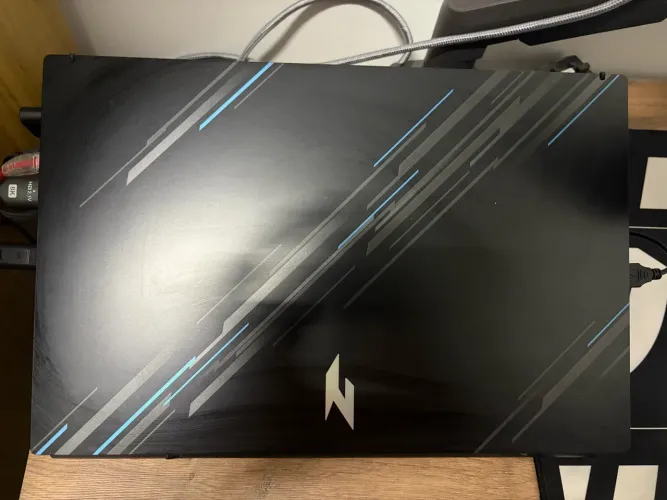 Acer Nitro V15 Gamer - RTX 4050 | 16GB DDR5 | 144Hz