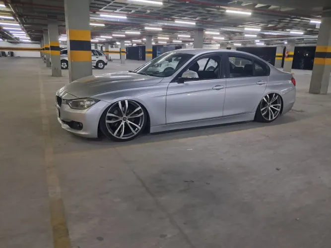 BMW 320I A 2.0 Turbo/activeflex 16V 184cv 4P 2014