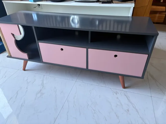 Hack de sala com casinha para gato