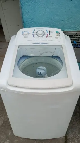Vendo máquina de lavar 10 kilos
