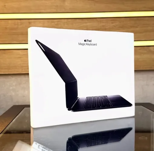 Magic Keybord IPad Pro 11 pol M4/M5 Novo Lacrado Garantia Loja Física