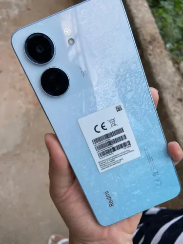 Celular, em ótimo estado