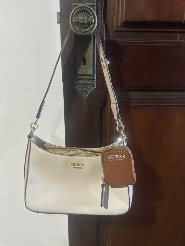 Bolsa Guess usada original