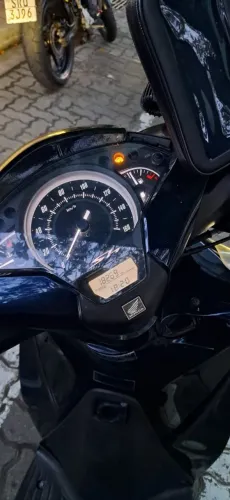 Vendo moto automática