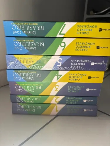 Coleção de livros de direito civil