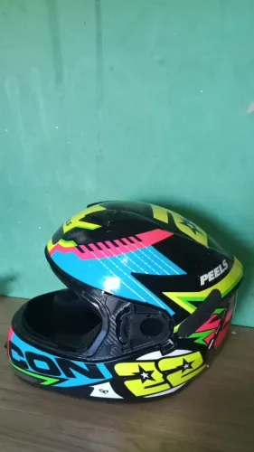 Capacete Moto Peels Icon 22