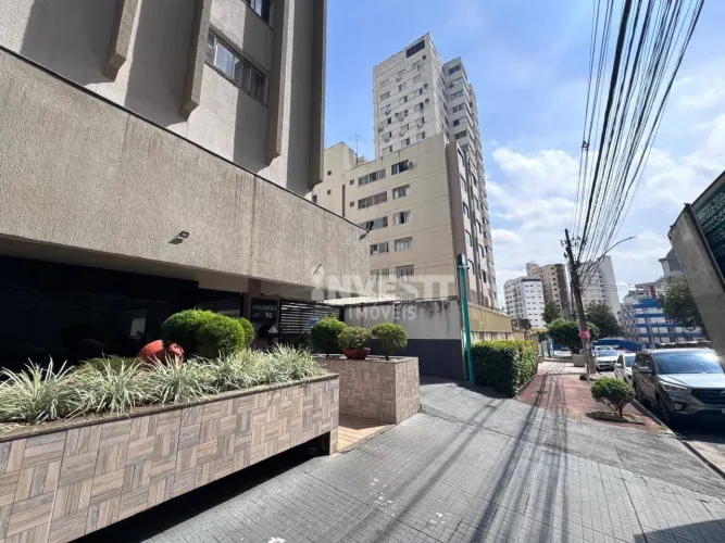 Apartamento com 2 dormitórios para alugar, 76 m² por R$ 2.698,00/mês - Setor Oeste - Goiân