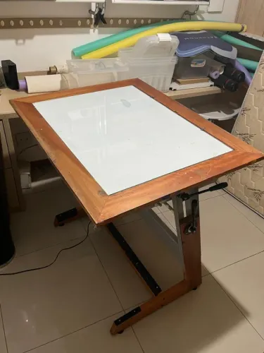 Mesa para desenho Trident 4803L