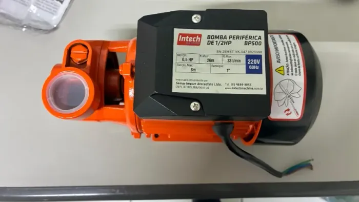 Bomba periférica Intech 1/2 hp bp500