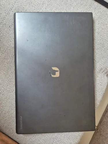 2 Notebooks - positivo funcionando e Samsung retirada de peças