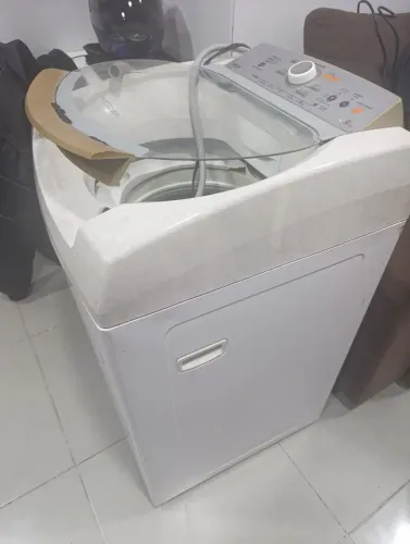 Máquina de lavar roupa 9kg