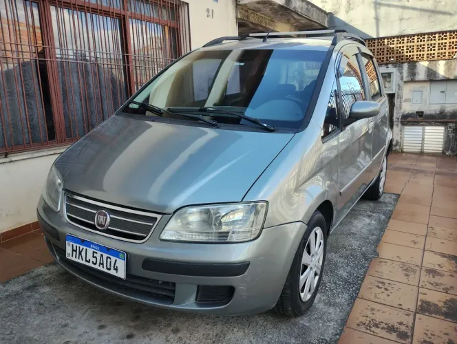Fiat Idea ELX 1.4 MPI Fire Flex 8V 5P 2010