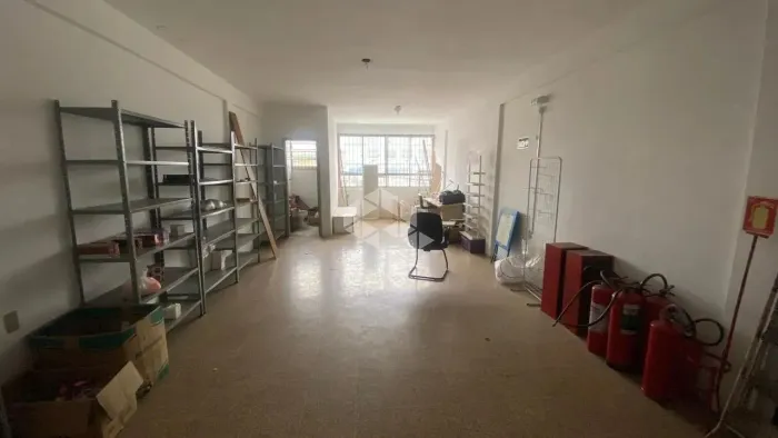Sala comercial no centro de Esteio