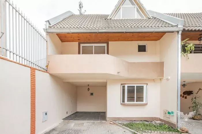 Sobrado em SANTA FELICIDADE com 160m²