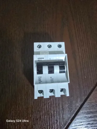 Dijuntor termostato tripolar