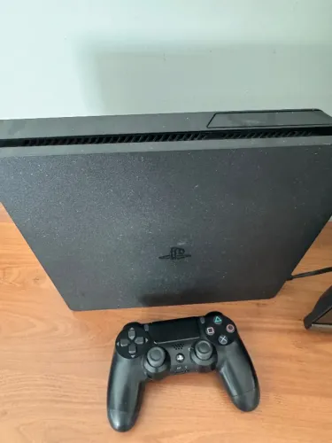 Play 4