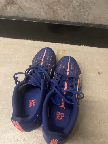 Chuteira umbro ultra